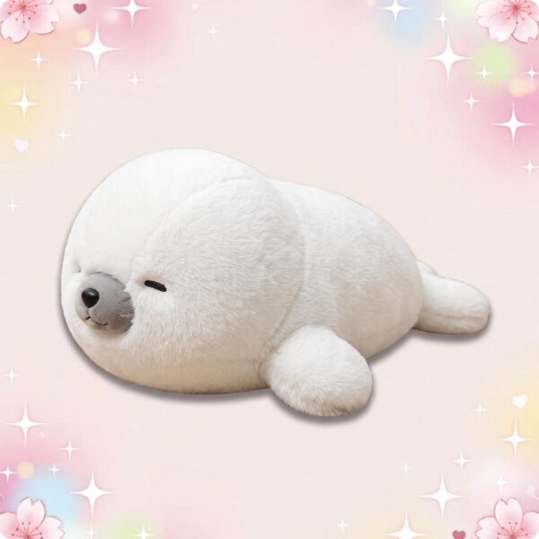 Une peluche kawaii otarie géante blanche, toute douce, avec un petit visage endormi, posée sur un fond rose pastel avec des étoiles scintillantes.