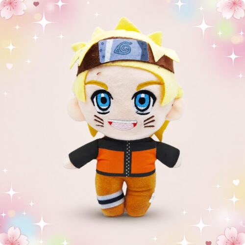 Une peluche Naruto avec visage souriant, cheveux blonds, bandeau bleu et tenue orange, sur un fond pastel décoré de cœurs et d’étoiles.