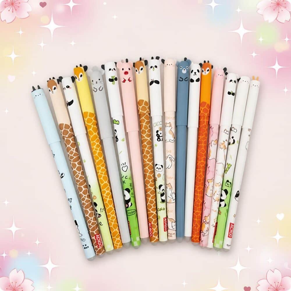 Une série de stylo Kawaii avec ours et motifs aléatoires, alignés sur un fond rose pastel avec de petites étoiles et fleurs.