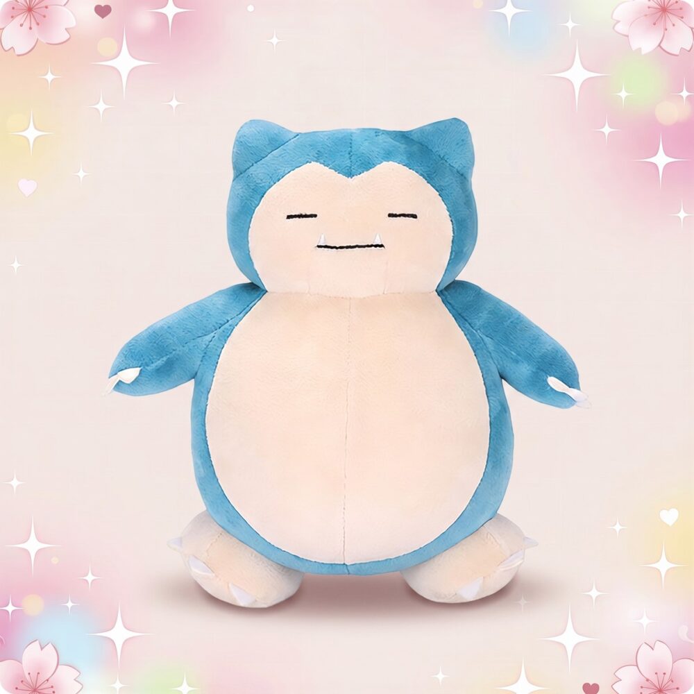 Une peluche Pokemon Ronflex bleue et blanche, avec un gros ventre rond, posée sur un fond doux avec des étoiles et des fleurs pastel.