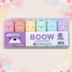 Un lot de 2 paquets de feutres Kawaii coloris pastel rangés dans une boîte transparente, avec 6 feutres aux couleurs douces et des petits visages d’animaux.