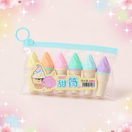 Un lot de 2 paquets de feutres Kawaii en cornet dans une trousse transparente à fermeture bleu clair, avec des capuchons pastel en forme de glace, sur fond rose doux.