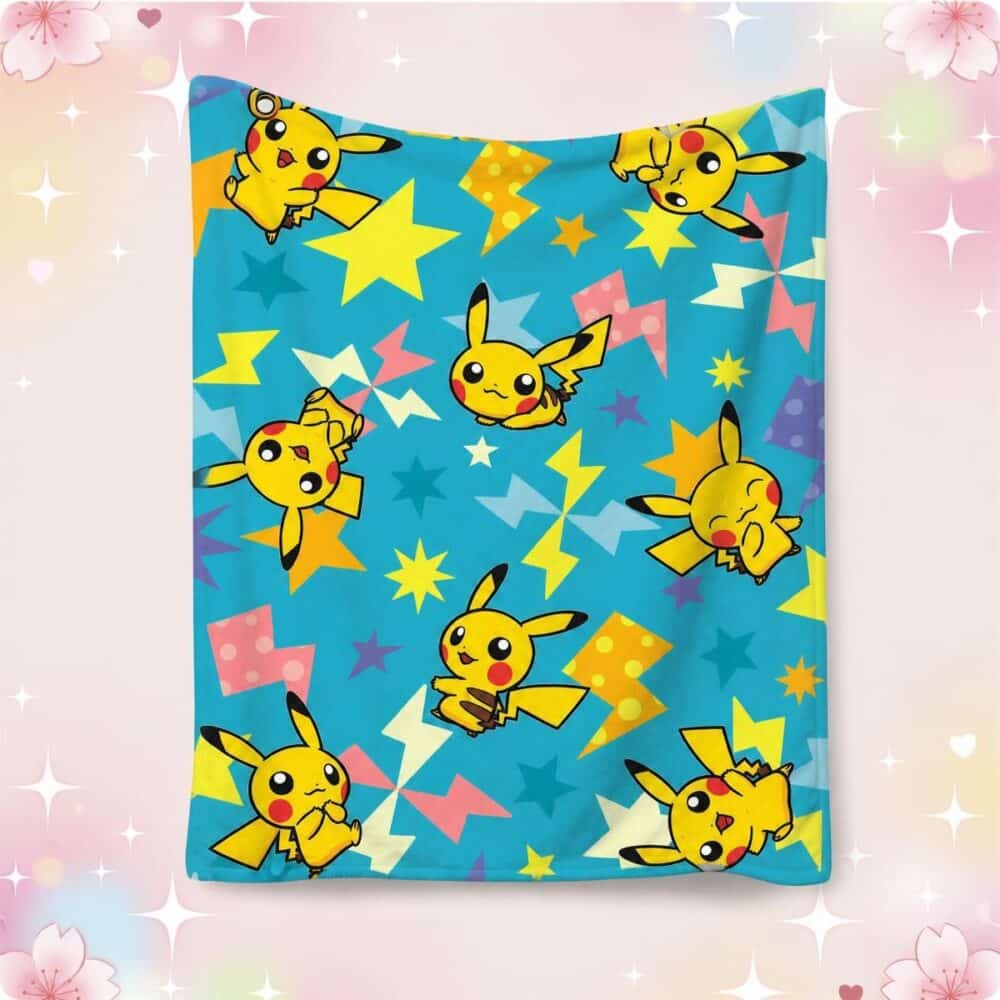 Un plaid kawaii Pikachu bleu avec plusieurs petits Pikachu jaunes et des étoiles colorées, posé bien à plat sur un fond doux et lumineux.